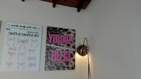 dafne_hillss online show from 06-20-26, 10:40