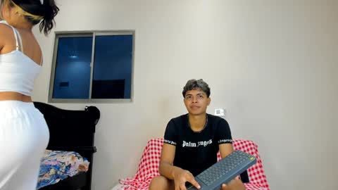 Snapshot of dafnezahiraa_ chatting on 12-29-24, 01:24 dafnezahiraa online show from 12-29-24, 01:24