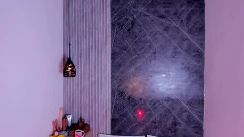  Dahiana   online show from 11-05-25, 11:43