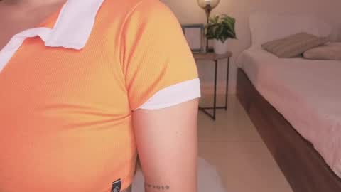 Dahiann Walcott online show from 04-23-26, 10:23