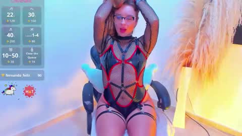 Dahlia online show from 10-15-25, 05:18