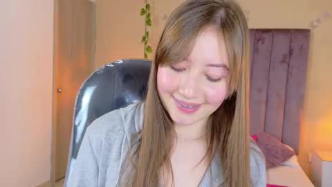 Dahlia online show from 03-05-26, 05:14