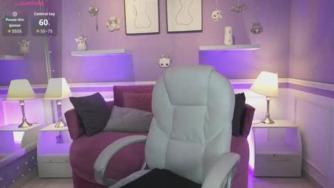 Dahlia Grey online show from 10-27-25, 11:36