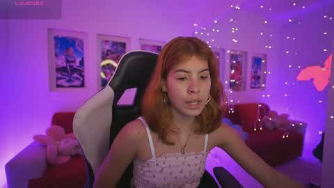 Snapshot of dahliagraey chatting on 05-16-26, 11:31 Dahlia Grey online show from 05-16-26, 11:31