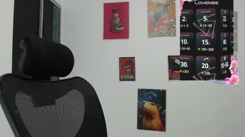 lorena online show from 05-19-26, 01:56