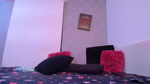 Snapshot of daiaashanti_ chatting on 03-04-25, 01:45 Daiana online show from 03-04-25, 01:45