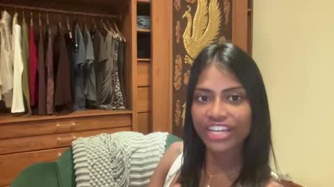 Snapshot of daily_dosessshhhh chatting on 12-18-24, 12:40 AnnaCeleste online show from 12-18-24, 12:40