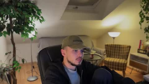 Daimon  online show from 11-18-25, 01:55