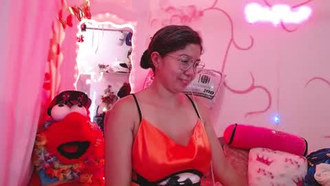Snapshot of daina_flower chatting on 06-20-26, 07:55 DAINA online show from 06-20-26, 07:55