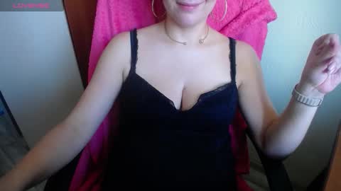 Snapshot of daintyygirl chatting on 10-30-25, 10:16 daintyygirl online show from 10-30-25, 10:16