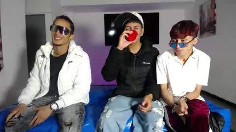 daiquirie online show from 10-19-25, 11:44