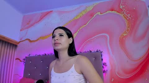 Snapshot of daisy__rose chatting on 02-20-25, 11:09 Dai online show from 02-20-25, 11:09