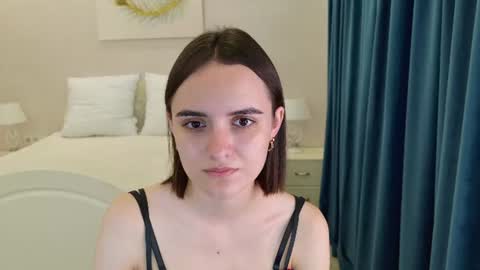 Daisy online show from 06-22-26, 03:58