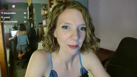 daisy_lovely online show from 10-30-25, 04:14