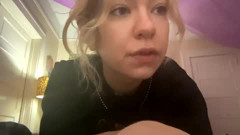 DaisyB3 online show from 12-31-24, 10:23