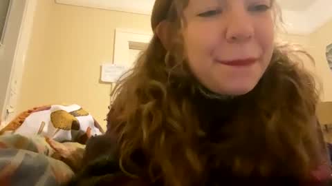 DaisyB3 online show from 02-13-25, 04:32