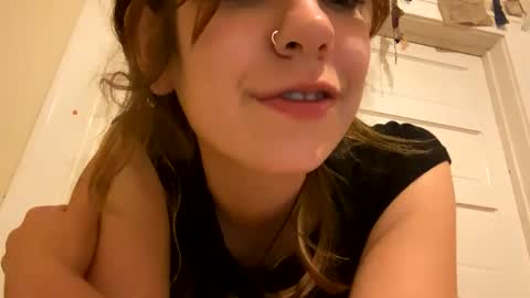 DaisyB3 online show from 04-21-26, 06:41