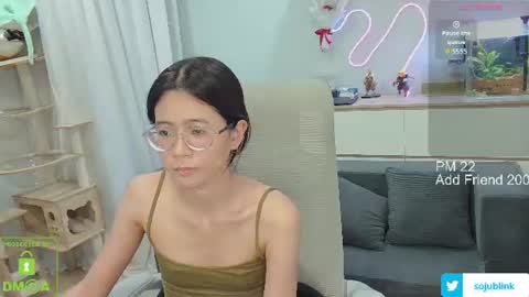 Snapshot of daisybean chatting on 06-17-26, 08:50 Daisy online show from 06-17-26, 08:50