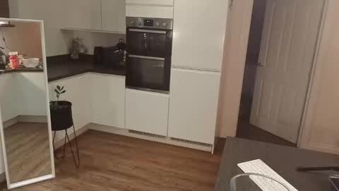 Daisy Dreams online show from 11-11-25, 09:15