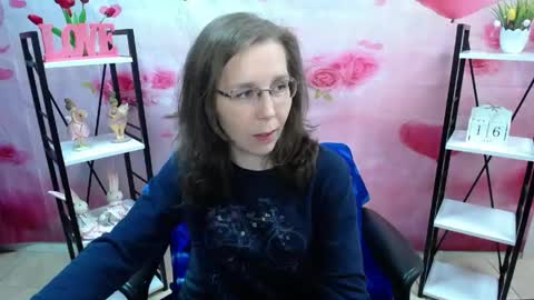 Snapshot of daisyedit chatting on 05-16-26, 06:32 DaisyEdit online show from 05-16-26, 06:32