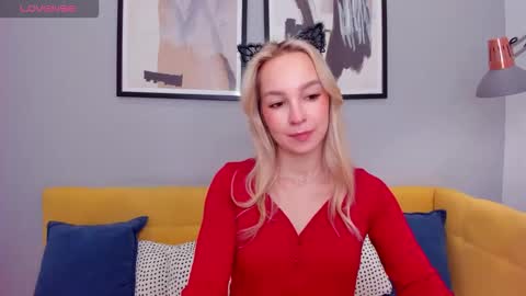daisymellifluous online show from 01-19-26, 01:31