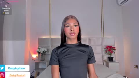 Daisy online show from 11-24-25, 12:27