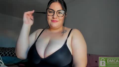 Snapshot of daisywalker chatting on 10-27-25, 06:06 Margaret online show from 10-27-25, 06:06
