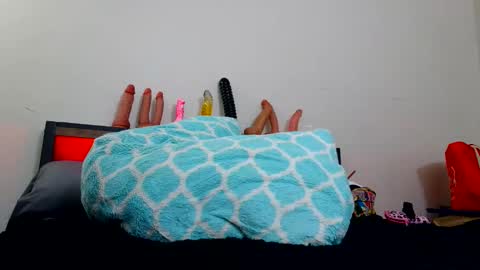 Daisy Wylde online show from 10-27-25, 04:11