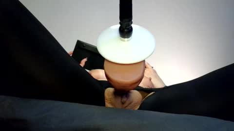 Daisy Wylde online show from 11-17-25, 02:01