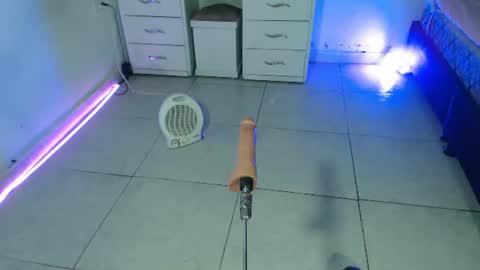 Snapshot of dakkotta_curvy chatting on 07-18-26, 07:01 VALENTINA online show from 07-18-26, 07:01