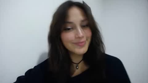 IG  dakotasofiaa online show from 09-19-25, 04:18