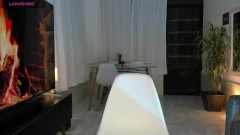 Daniela online show from 01-07-25, 02:53