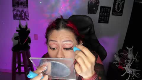 Dakota Crab online show from 11-21-25, 11:47