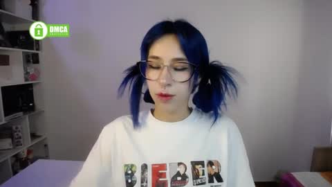 Maca online show from 04-22-26, 02:51