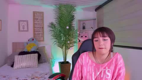 Snapshot of dakotaa_01 chatting on 11-07-25, 02:17 dakotaa online show from 11-07-25, 02:17