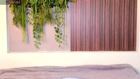 Dakota Ferreti online show from 10-13-25, 09:48