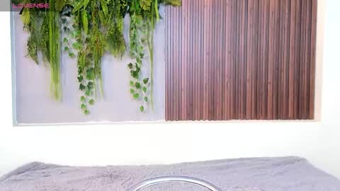 Dakota Ferreti online show from 10-14-25, 08:20