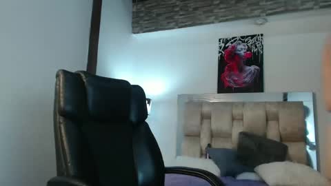 dakotarobbins_ online show from 12-15-24, 06:51