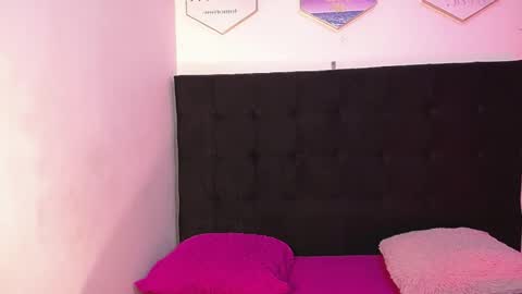 Daakota  online show from 03-19-26, 12:20