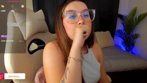 Snapshot of dakottaa__ chatting on 10-29-25, 12:24 dakottaa__ online show from 10-29-25, 12:24