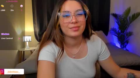 Snapshot of dakottaa__ chatting on 12-01-25, 11:54 dakottaa__ online show from 12-01-25, 11:54