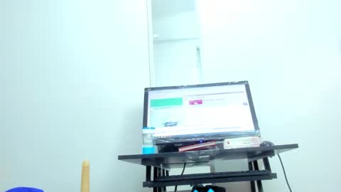  Ren  online show from 02-05-25, 08:21