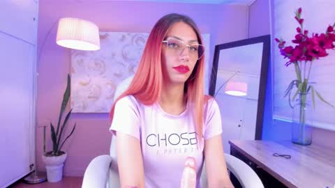 Snapshot of dalia_garrett chatting on 01-22-25, 06:31 Dalia online show from 01-22-25, 06:31