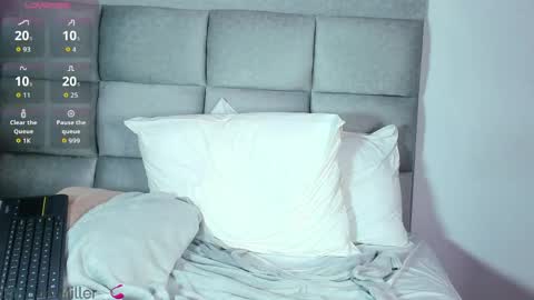 Dalia Hart online show from 04-26-26, 12:25