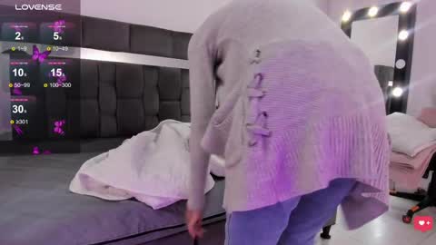 Snapshot of dalia_lux_ chatting on 10-03-25, 01:52 dalia_lux_ online show from 10-03-25, 01:52