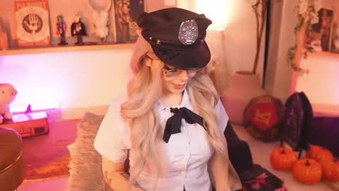 Dalia Morgan online show from 10-24-25, 11:34