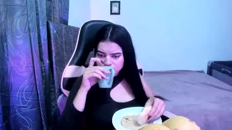 Dalia April online show from 03-28-26, 02:49