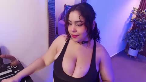 Snapshot of dalila_sky chatting on 10-02-25, 06:26 Dalila online show from 10-02-25, 06:26