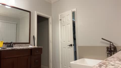 Snapshot of dallasjmg chatting on 02-13-25, 03:29 dallasjmg online show from 02-13-25, 03:29