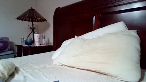 dallastxguy74 online show from 10-29-25, 11:34